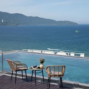 Lunar Hotel Da Nang