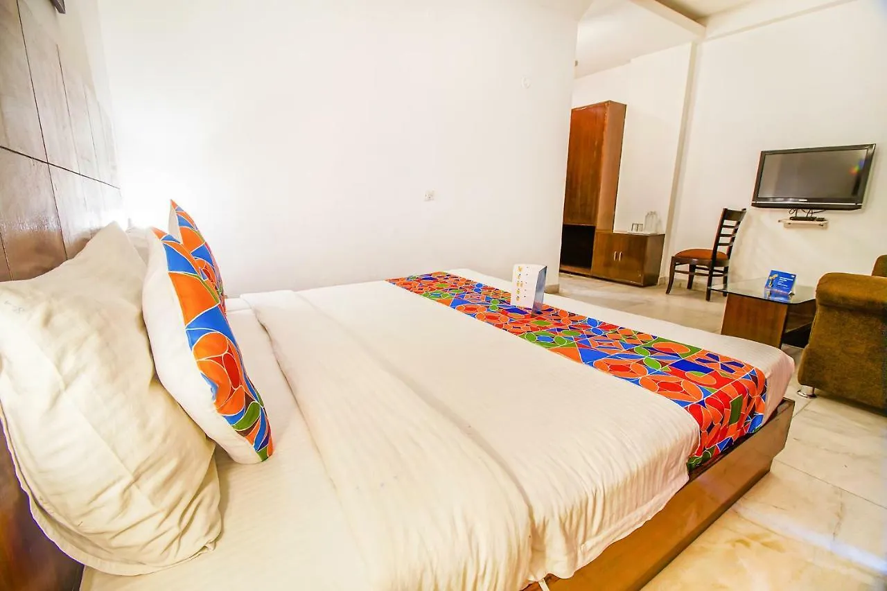 Hotel Fabhotel Mulberry Retreat Sushant Lok Gurgaon