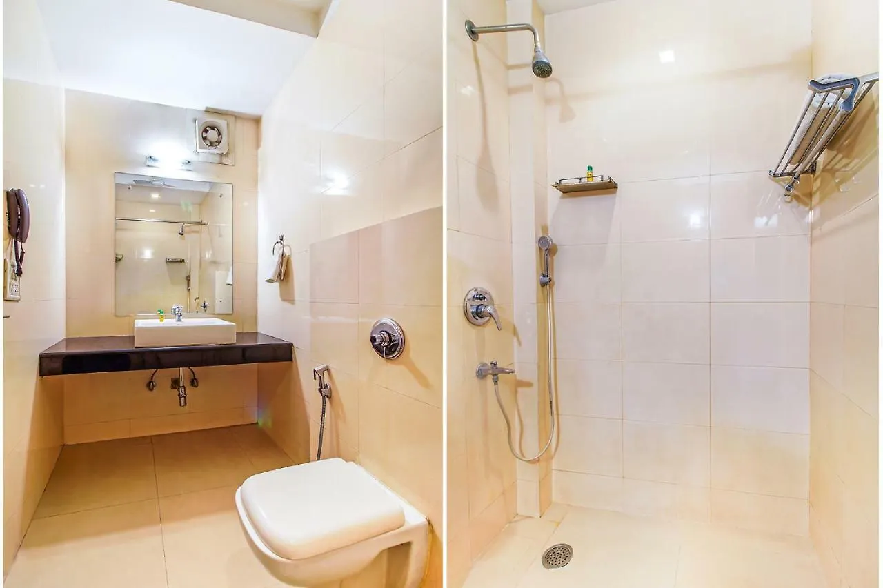 *** Hotel Fabhotel Mulberry Retreat Sushant Lok Gurgaon India
